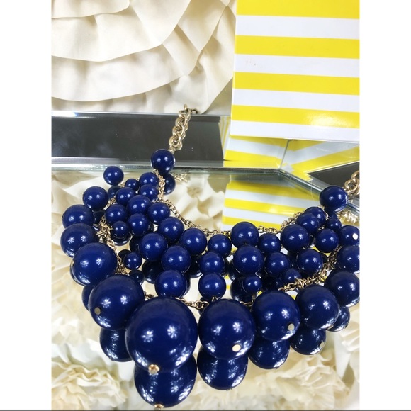 FRANCHESCAS Bubble Necklace - Picture 10 of 11